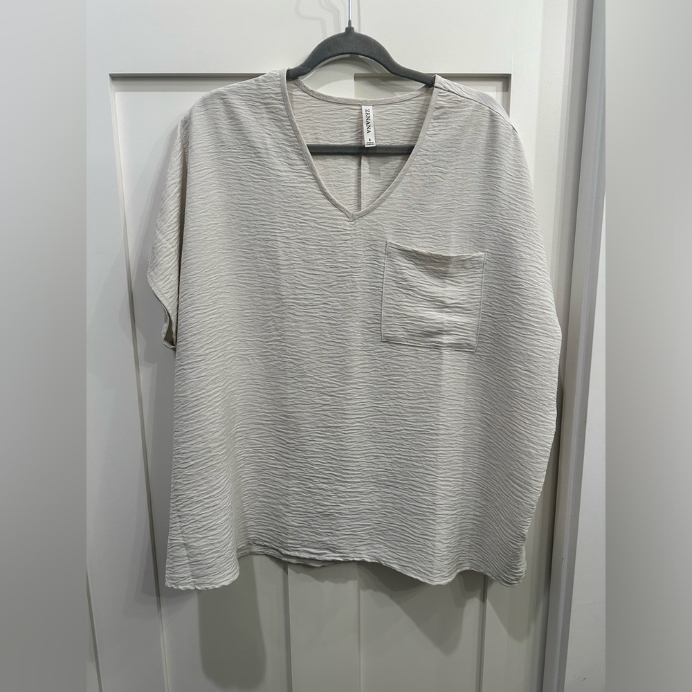 Zenana Women's 8 Pocket Front Crepe Texture V-Neck Tee Shirt Off White Boxy